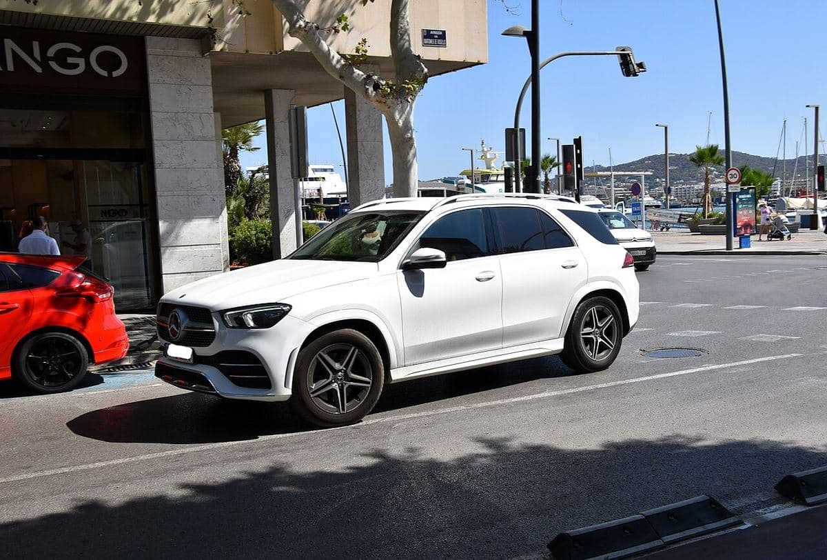 2020 Mercedes-Benz GLE 300d