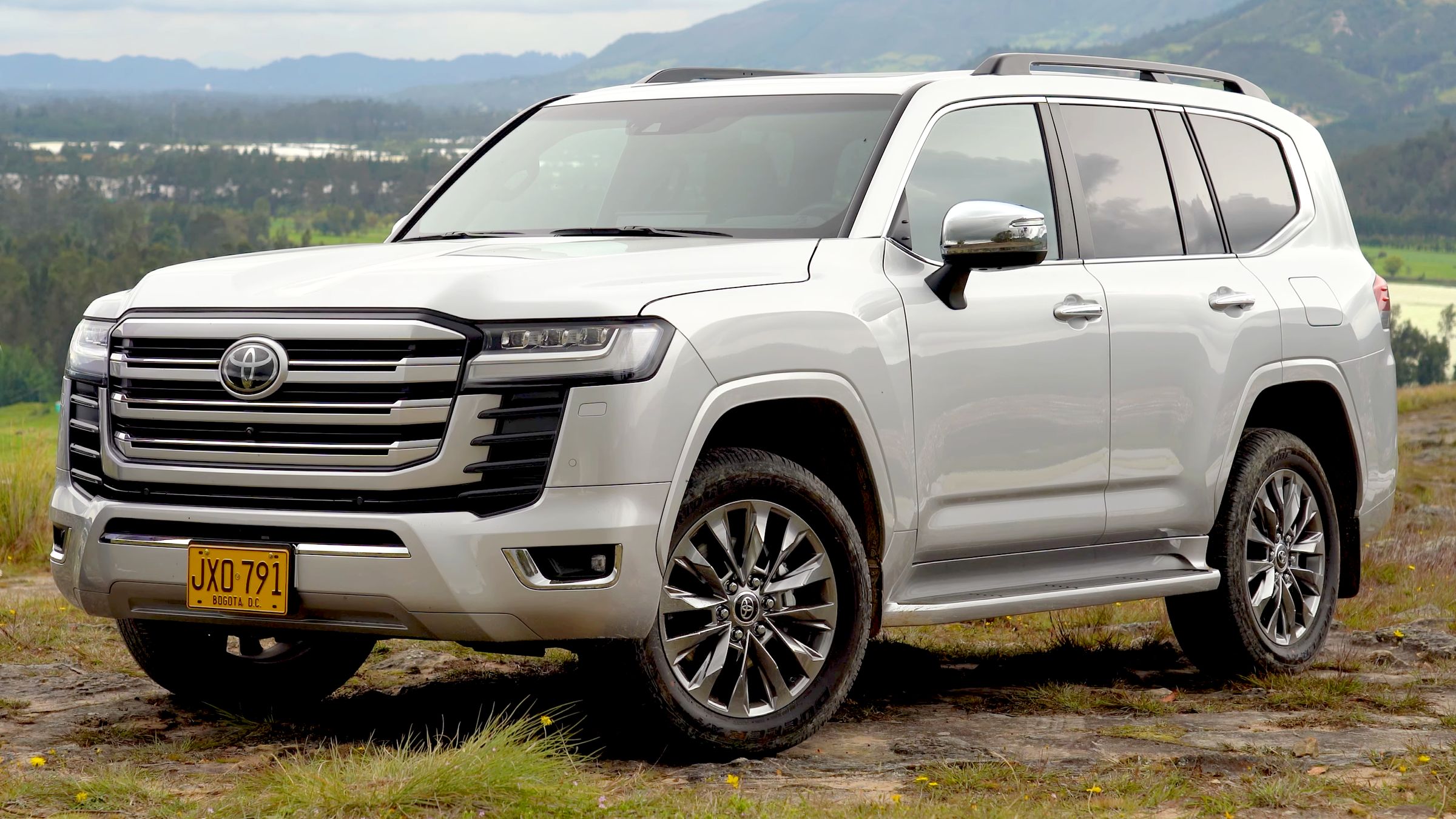 2023 Toyota Land Cruiser 300